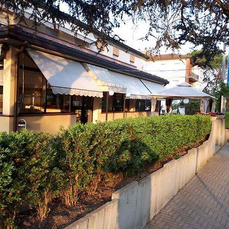 ריולו טרמה Hotel Ciclamino מראה חיצוני תמונה