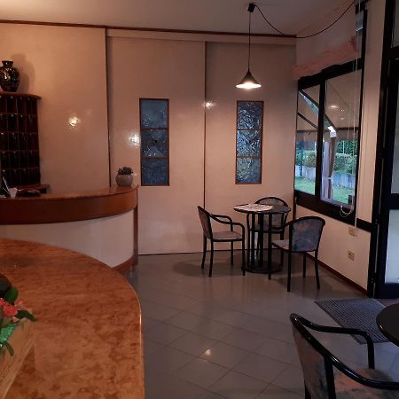 ריולו טרמה Hotel Ciclamino מראה חיצוני תמונה