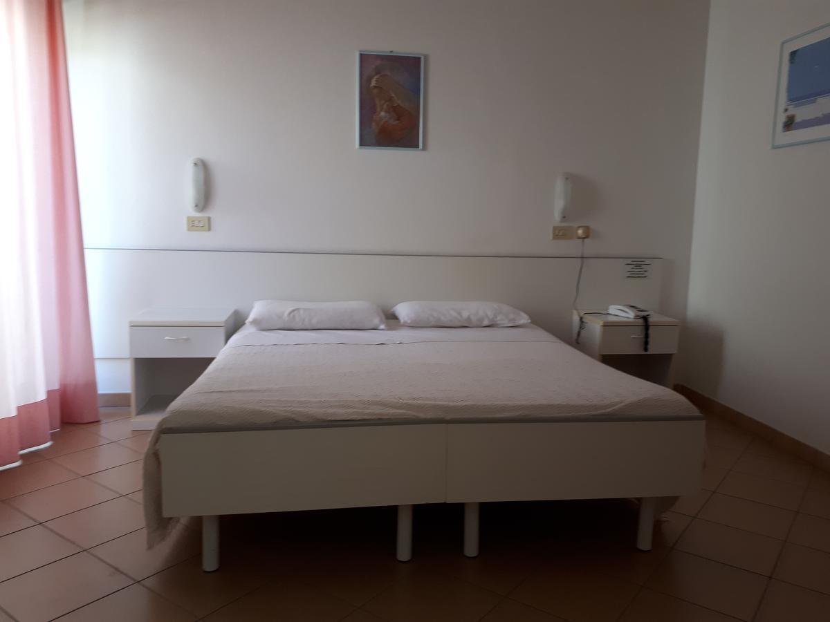 ריולו טרמה Hotel Ciclamino מראה חיצוני תמונה