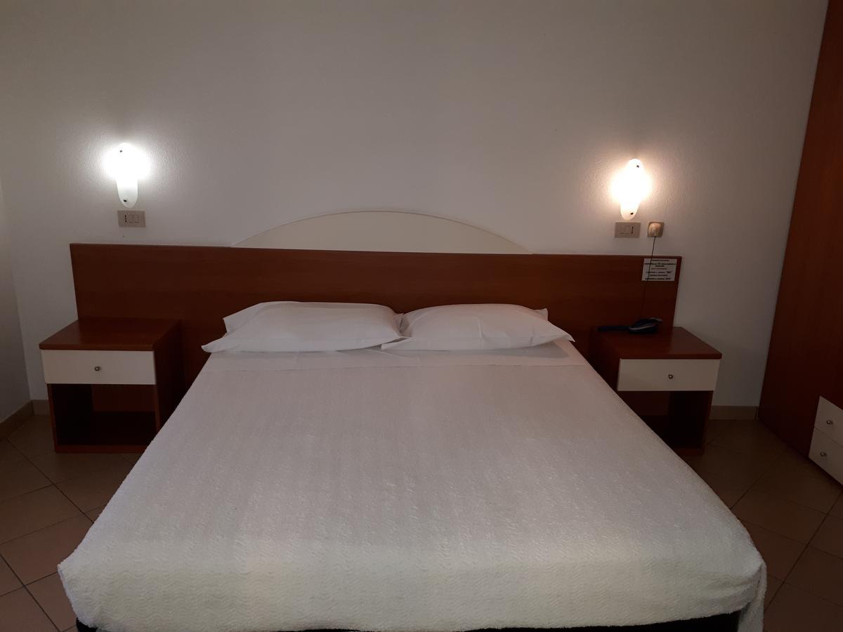 ריולו טרמה Hotel Ciclamino מראה חיצוני תמונה