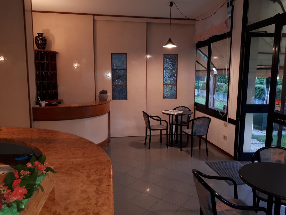 ריולו טרמה Hotel Ciclamino מראה חיצוני תמונה