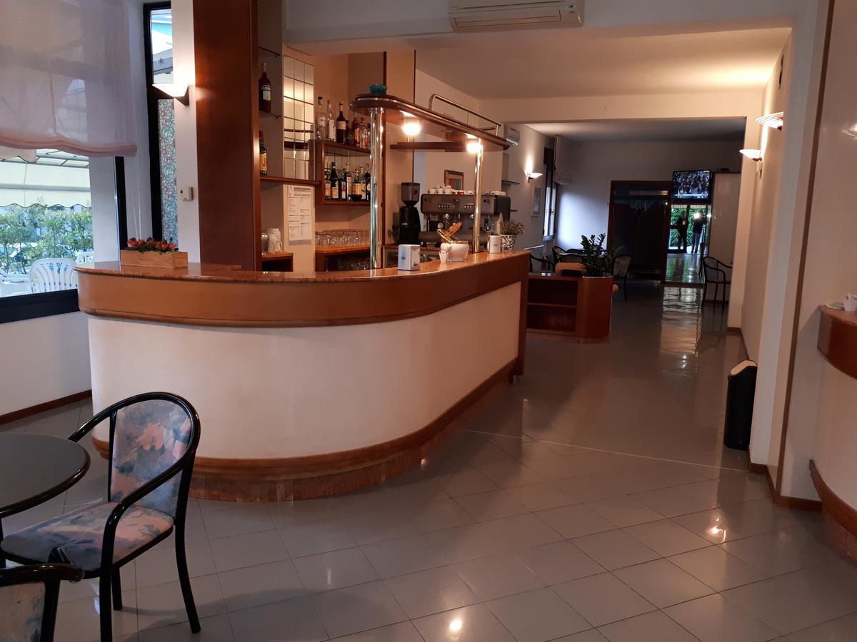 ריולו טרמה Hotel Ciclamino מראה חיצוני תמונה